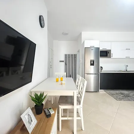 Apartment Terrace 584