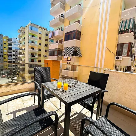 Terrace 584 *